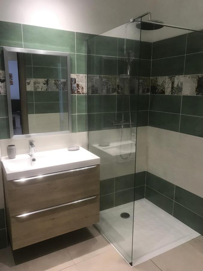 A Suara Linda Apartment Гизоначия Екстериор снимка