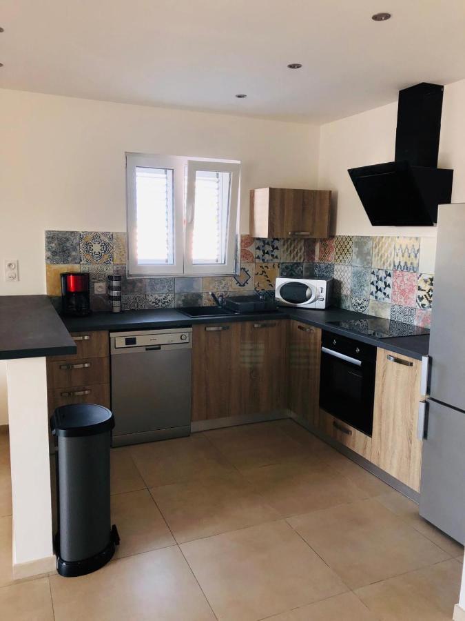 A Suara Linda Apartment Гизоначия Екстериор снимка